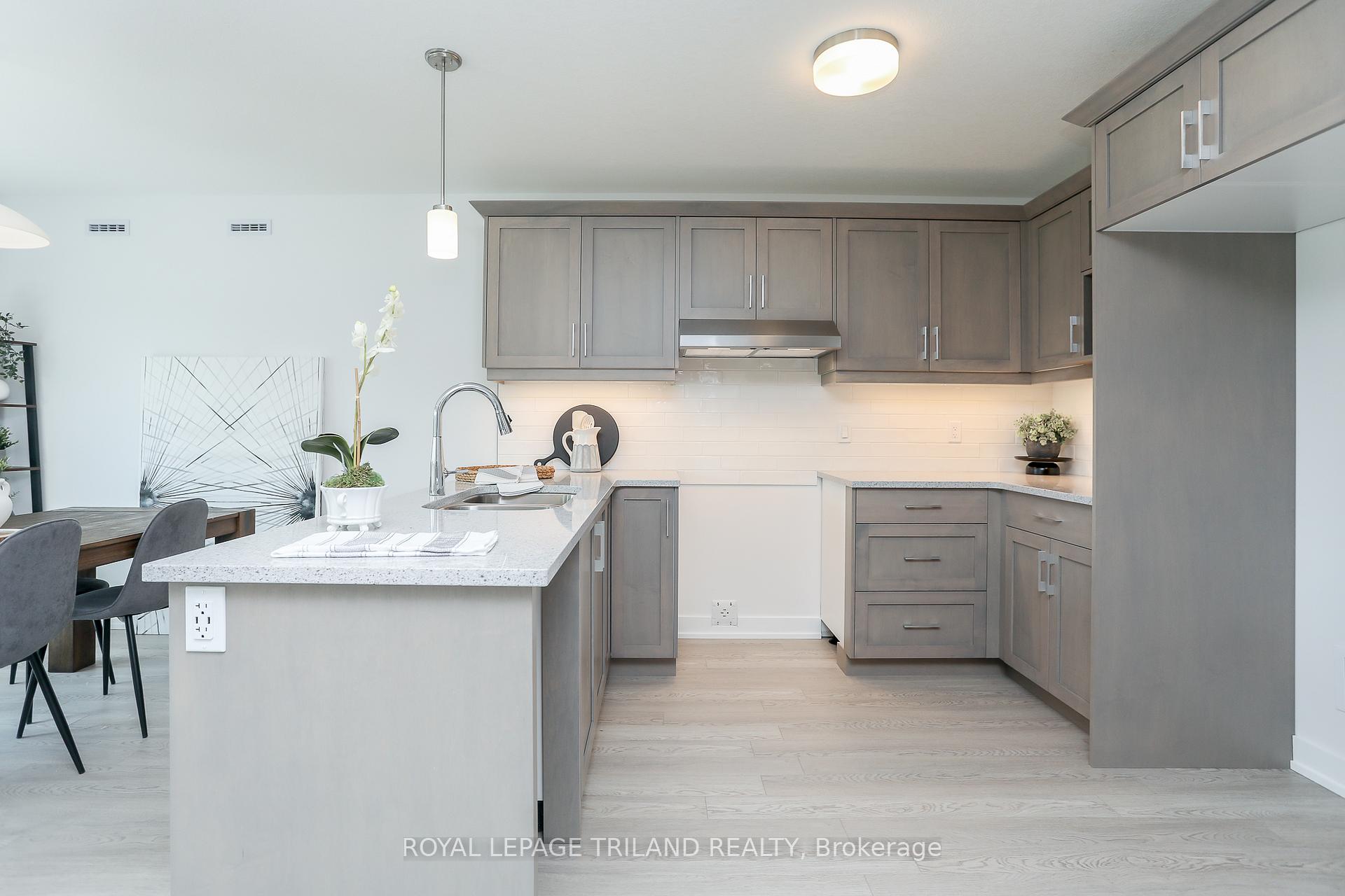 Photo 12 of 134 Manor Road, St. Thomas — HOMEH