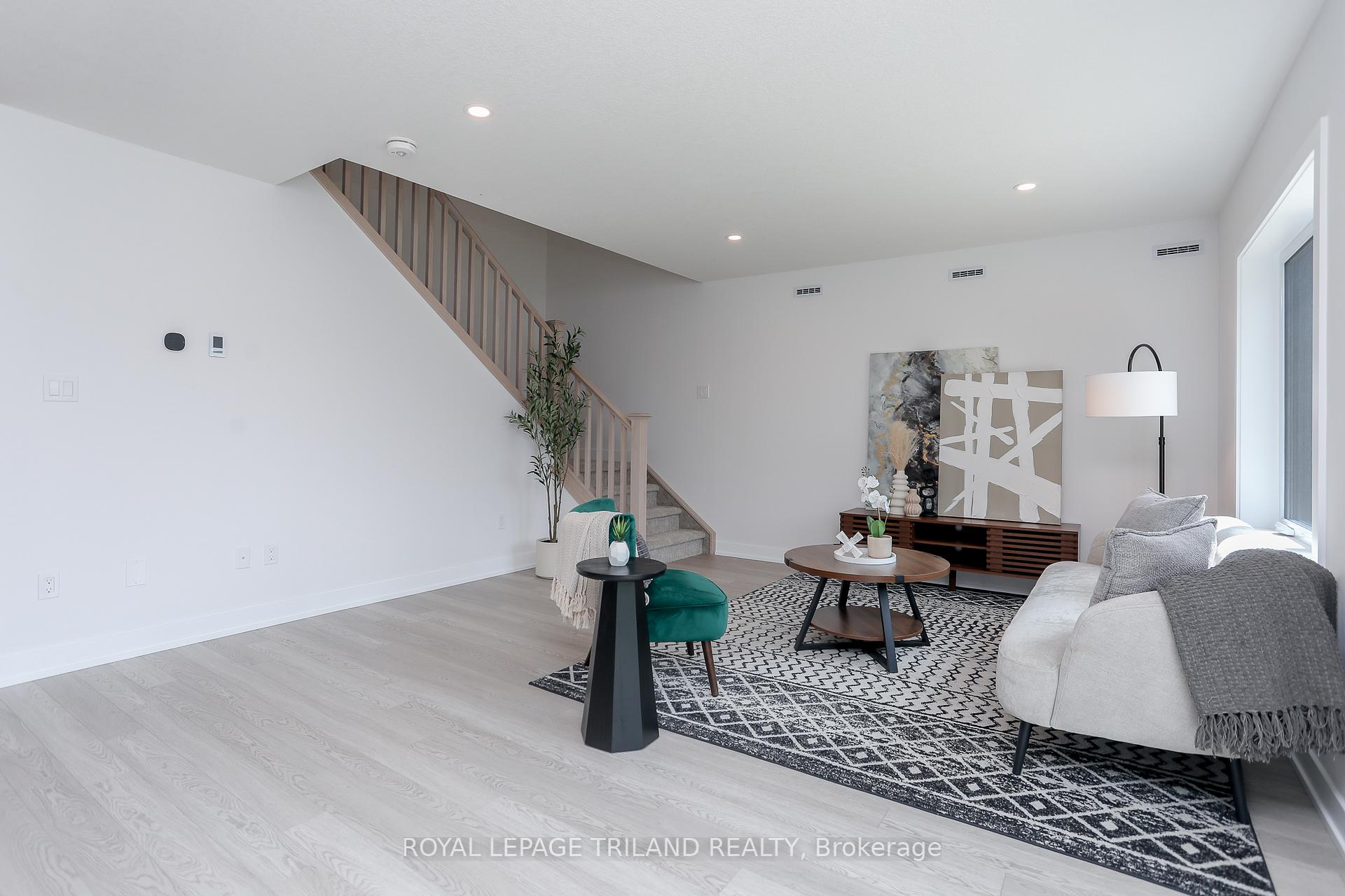 Photo 20 of 134 Manor Road, St. Thomas — HOMEH