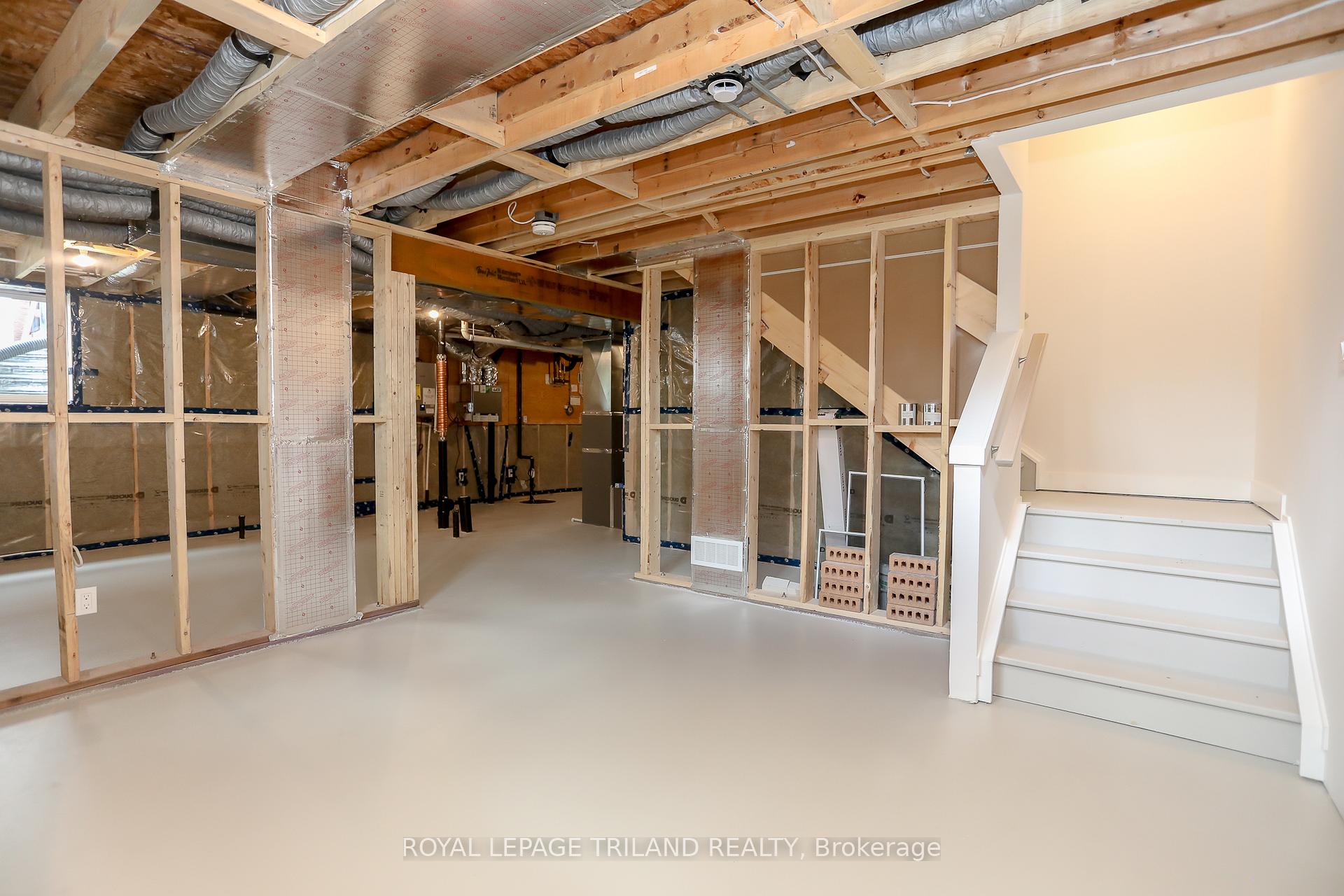 Photo 46 of 134 Manor Road, St. Thomas — HOMEH