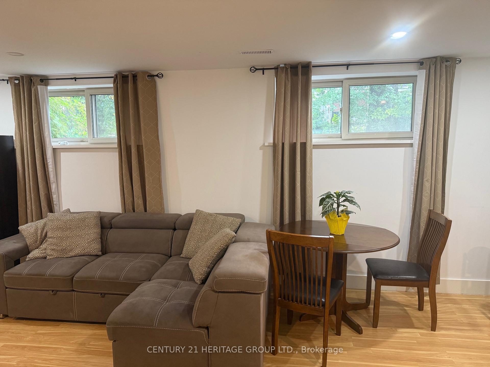 Photo 2 of Unit Bsmt, 122 Mill Street, Richmond Hill, Mill Pond — HOMEH