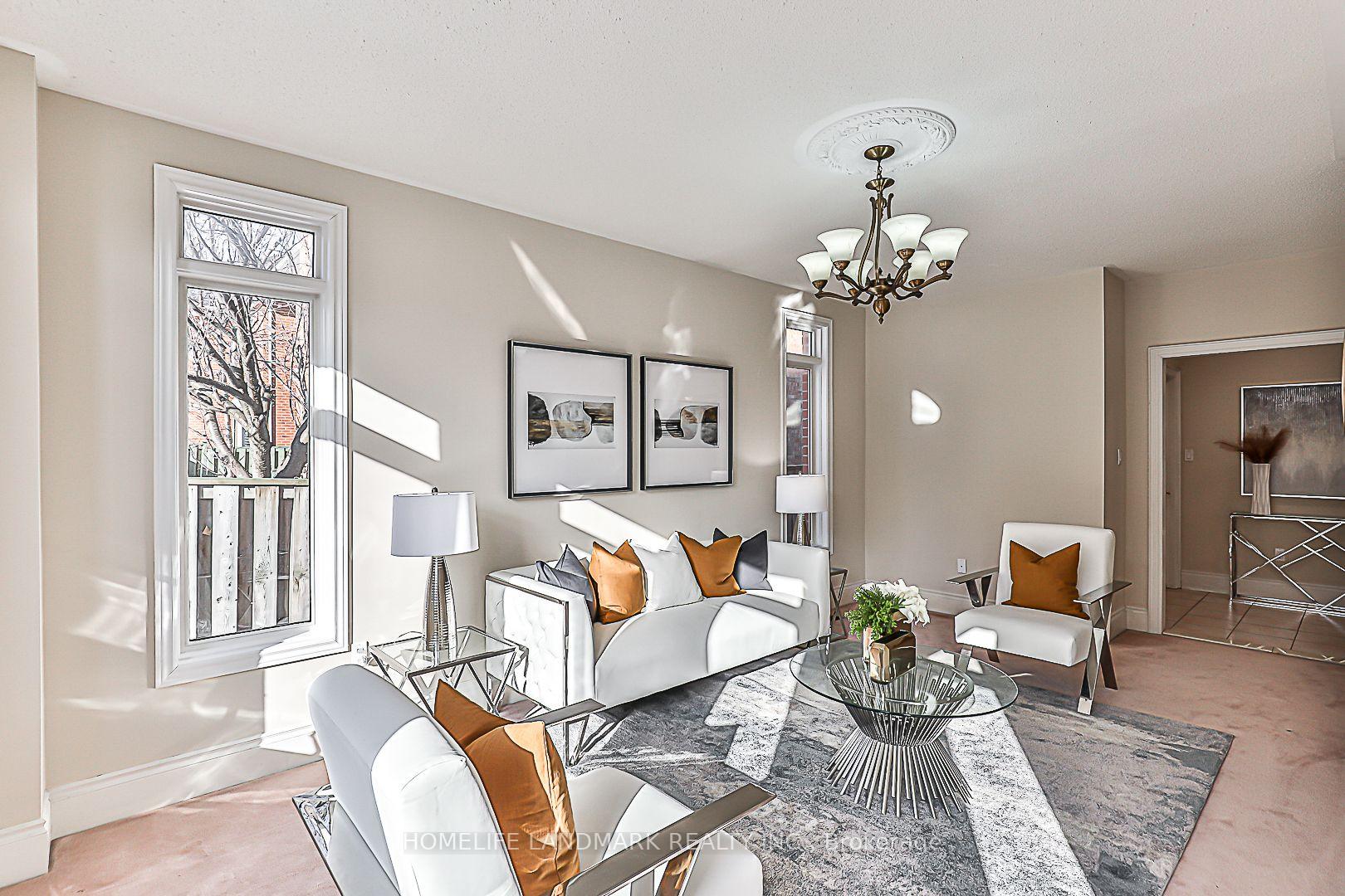 Photo 9 of 40 Kingmount Crescent, Richmond Hill, Bayview Hill — HOMEH