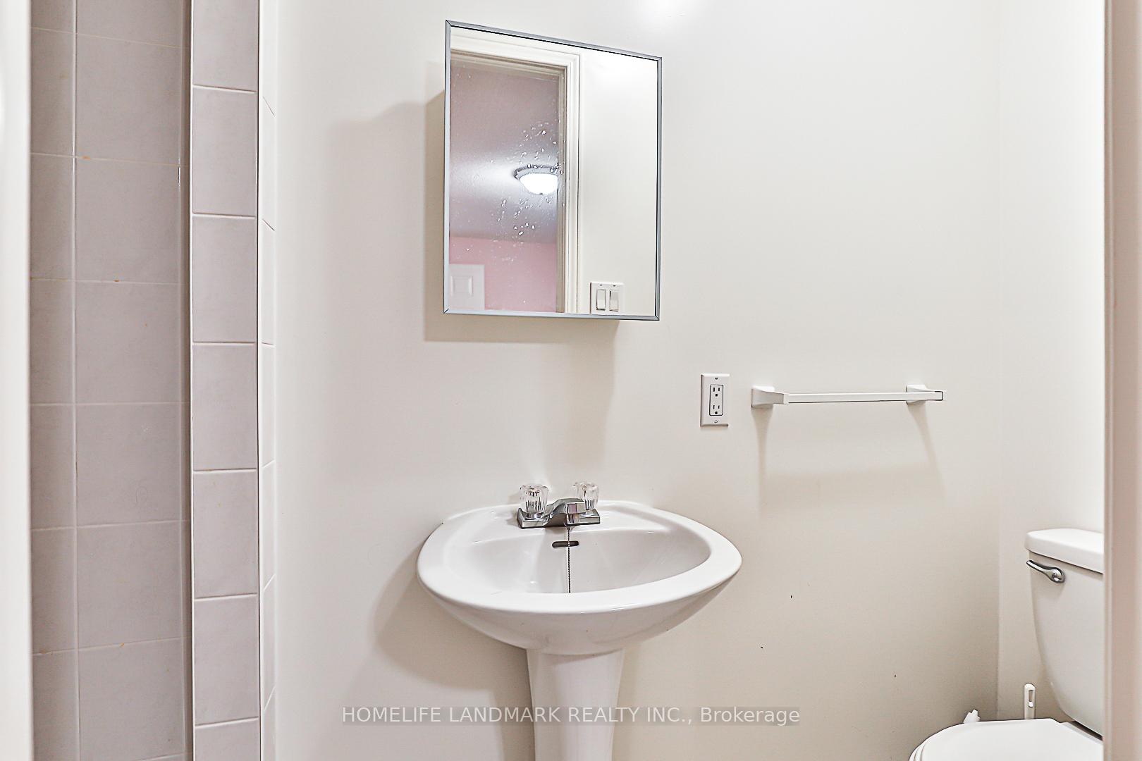 Photo 36 of 40 Kingmount Crescent, Richmond Hill, Bayview Hill — HOMEH