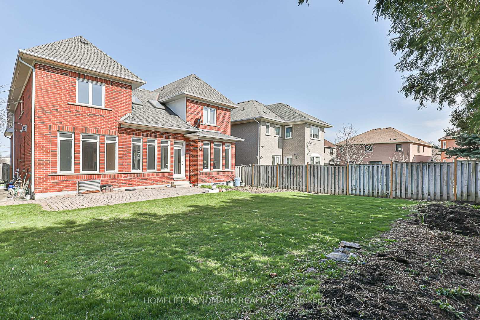 Photo 39 of 40 Kingmount Crescent, Richmond Hill, Bayview Hill — HOMEH