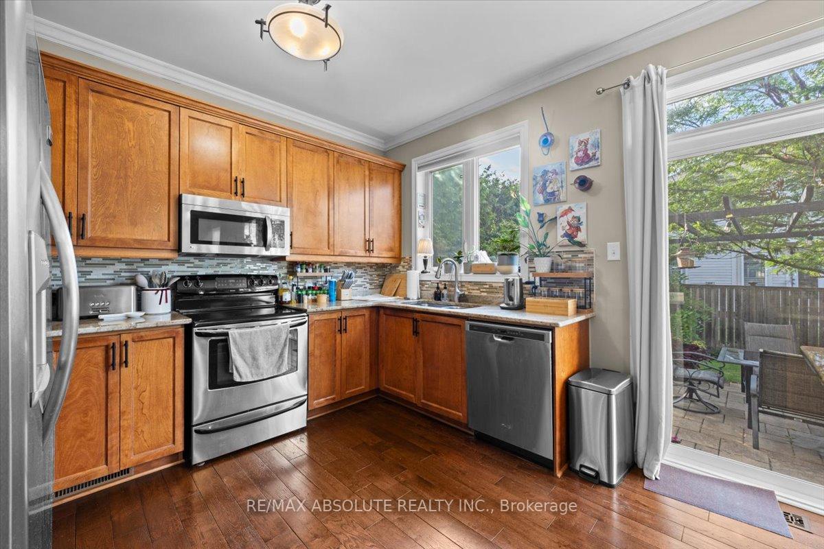 Photo 9 of 206 Tempest Drive, Ottawa, Stittsville (North) — HOMEH