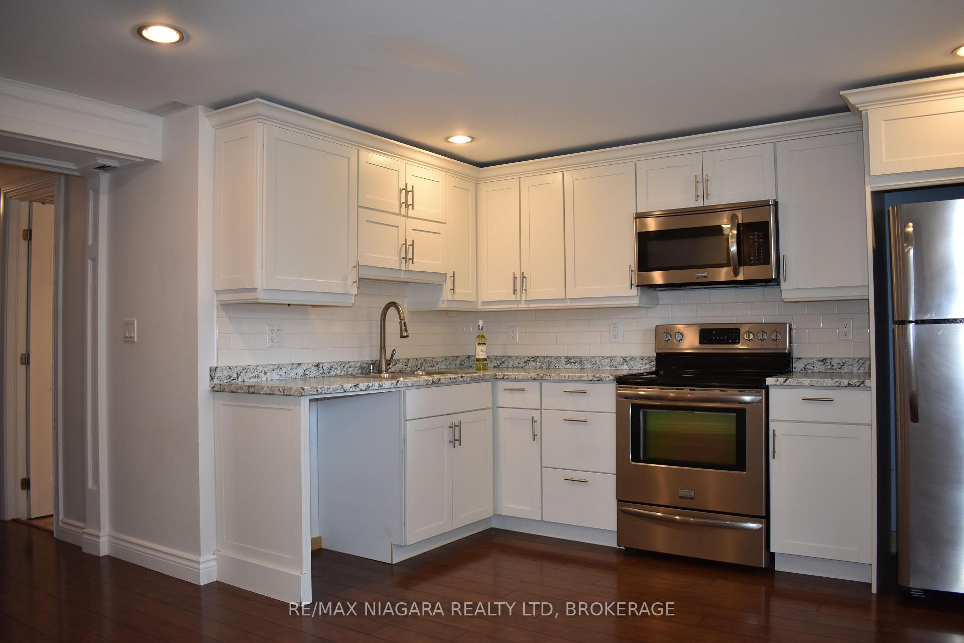 Photo 1 of 34 Barry Street, St. Catharines, Haig — HOMEH