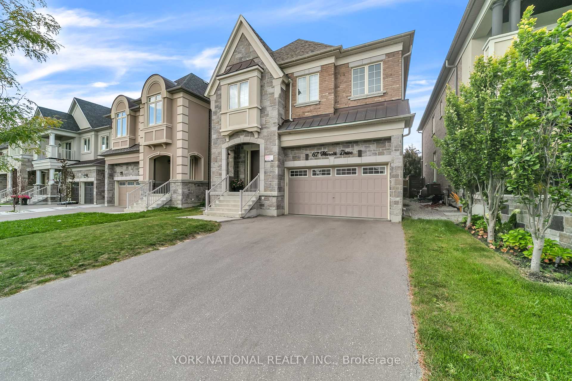 Photo 1 of 67 Menotti Drive, Richmond Hill, Oak Ridges — HOMEH