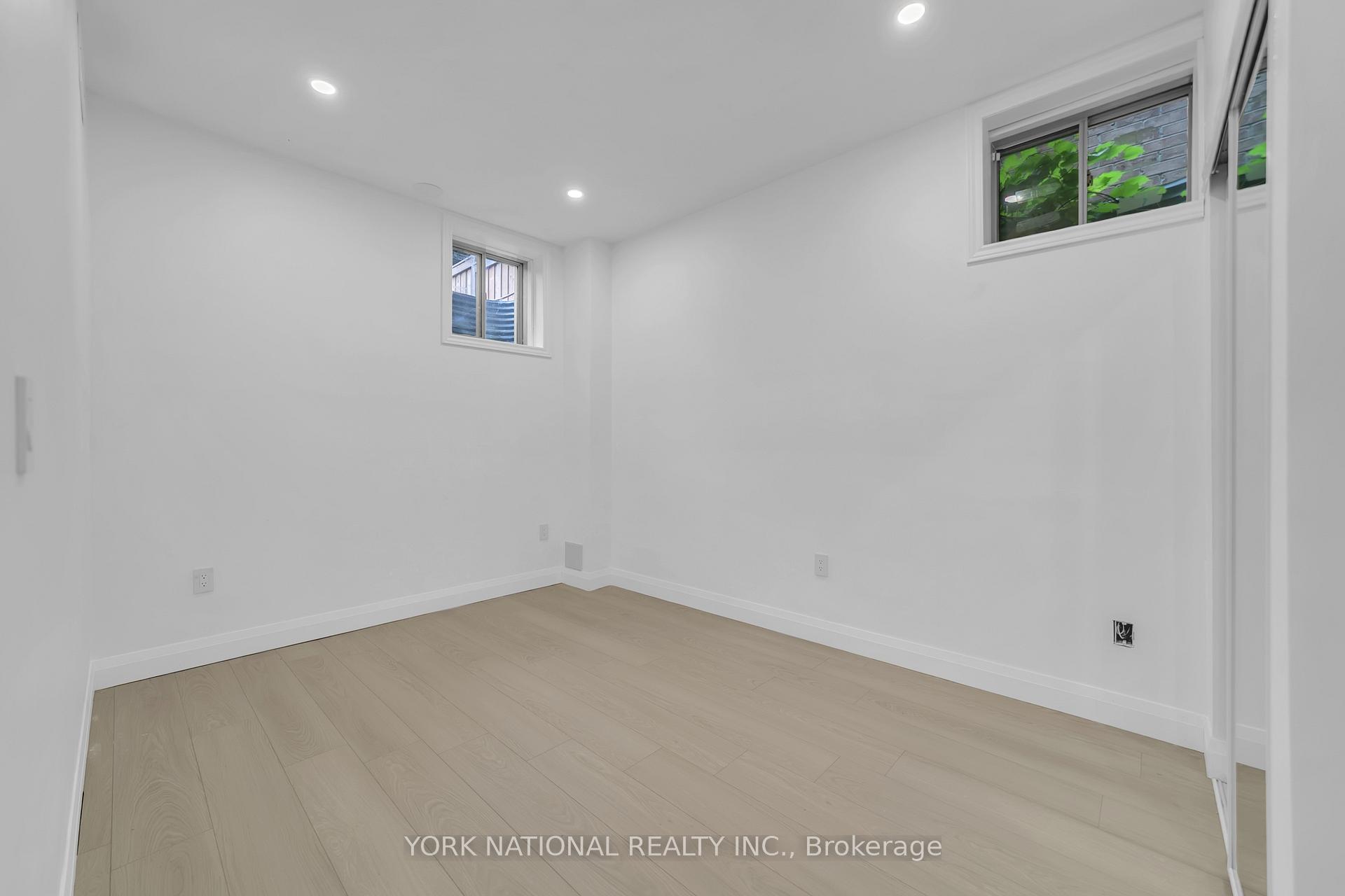 Photo 15 of 67 Menotti Drive, Richmond Hill, Oak Ridges — HOMEH