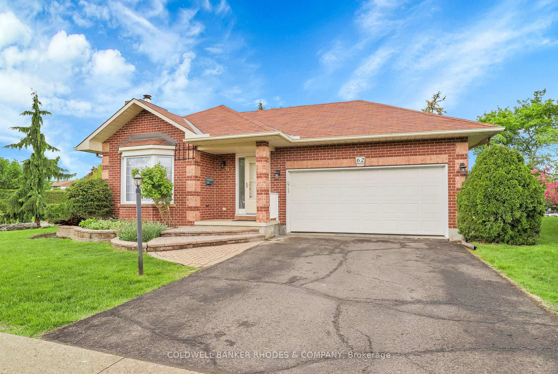 Photo 2 of 62 Beechfern Drive, Ottawa, Stittsville (Central) — HOMEH