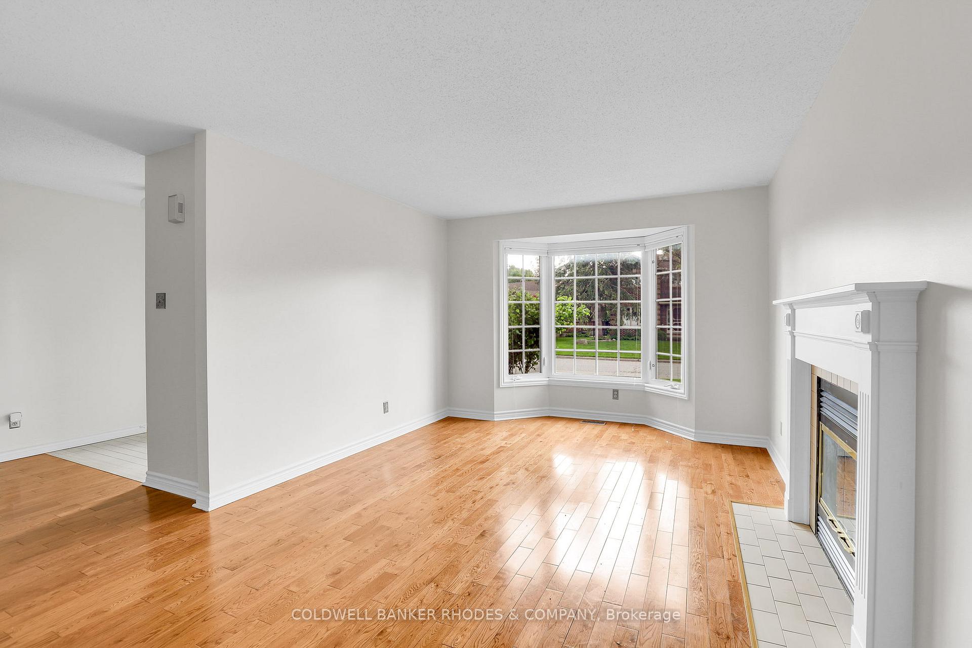 Photo 9 of 62 Beechfern Drive, Ottawa, Stittsville (Central) — HOMEH