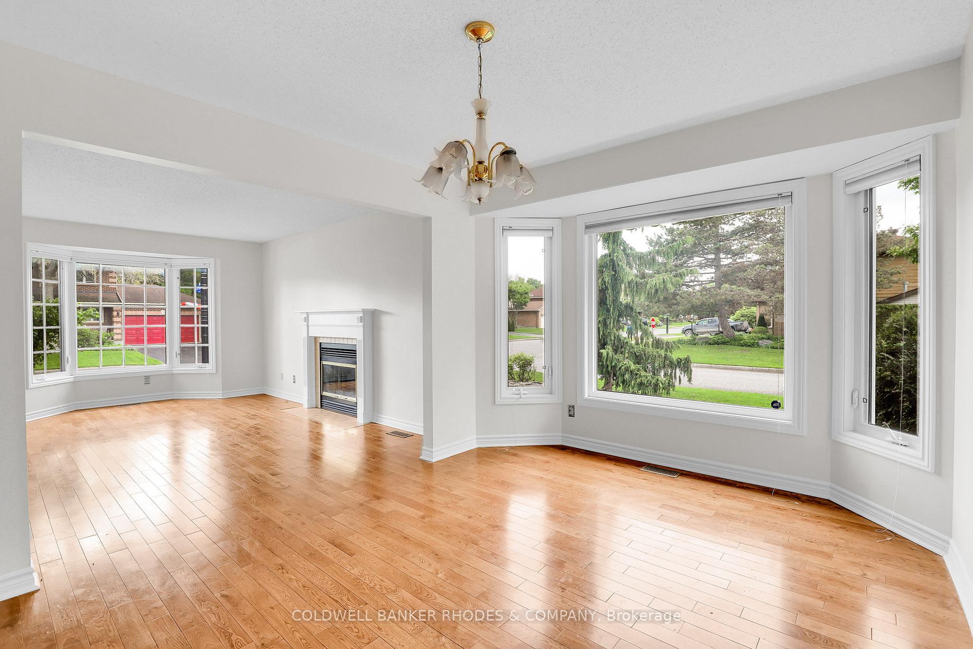 Photo 11 of 62 Beechfern Drive, Ottawa, Stittsville (Central) — HOMEH
