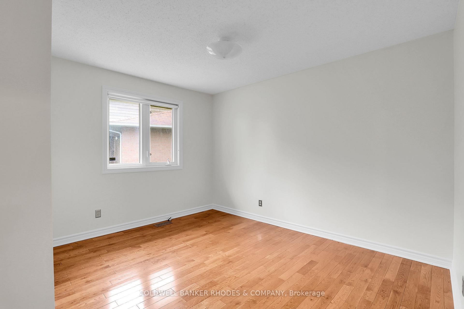 Photo 24 of 62 Beechfern Drive, Ottawa, Stittsville (Central) — HOMEH