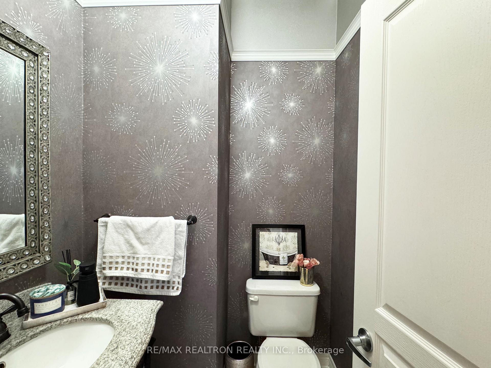 Photo 18 of 109 Thomas Legge Crescent, Richmond Hill, Oak Ridges — HOMEH