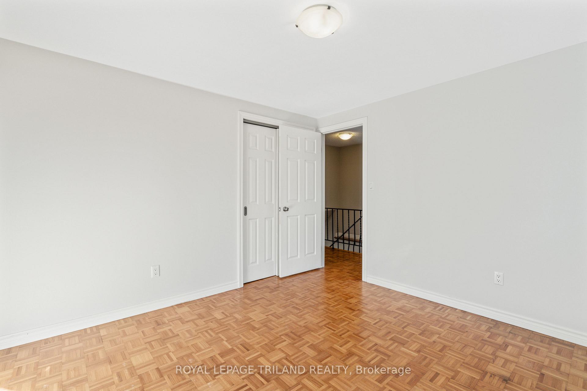 Photo 22 of 36 Vanier Place, St. Thomas — HOMEH