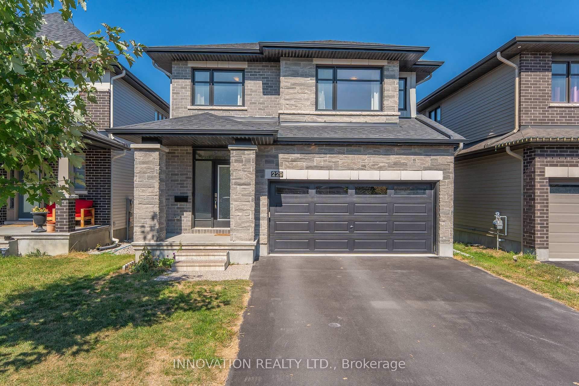 Front of 229 Osterley Way