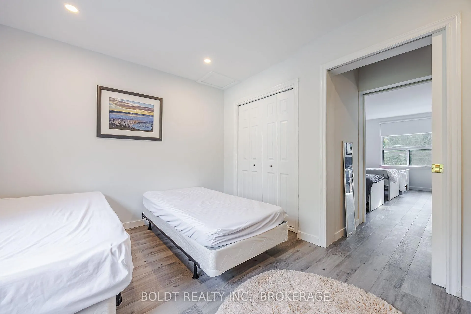Photo 21 of 720 Niagara Street, St. Catharines, Bunting/Linwell — HOMEH