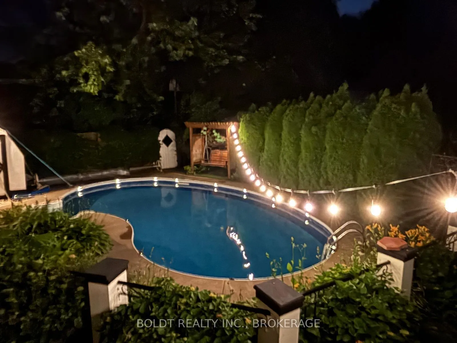 Photo 31 of 720 Niagara Street, St. Catharines, Bunting/Linwell — HOMEH