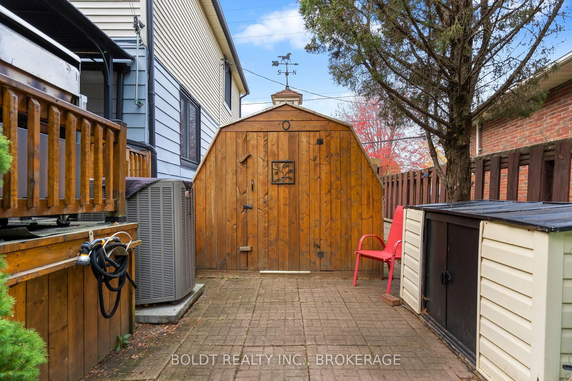 Photo 35 of 720 Niagara Street, St. Catharines, Bunting/Linwell — HOMEH