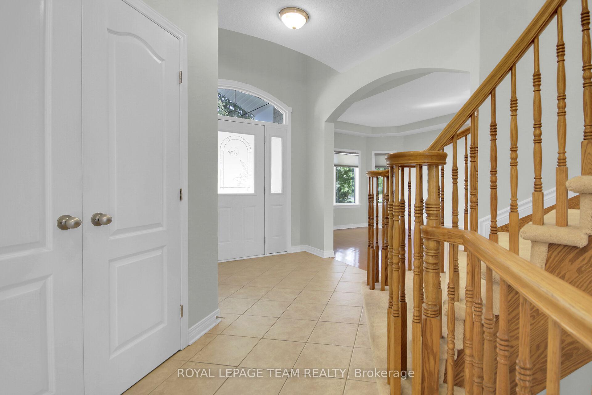 Photo 5 of 31 Wilderness Way, Ottawa, Stittsville (North) — HOMEH
