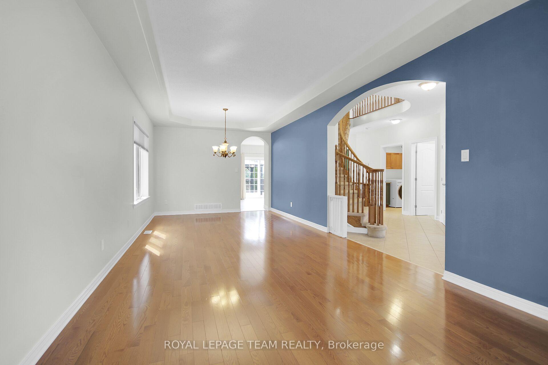 Photo 10 of 31 Wilderness Way, Ottawa, Stittsville (North) — HOMEH