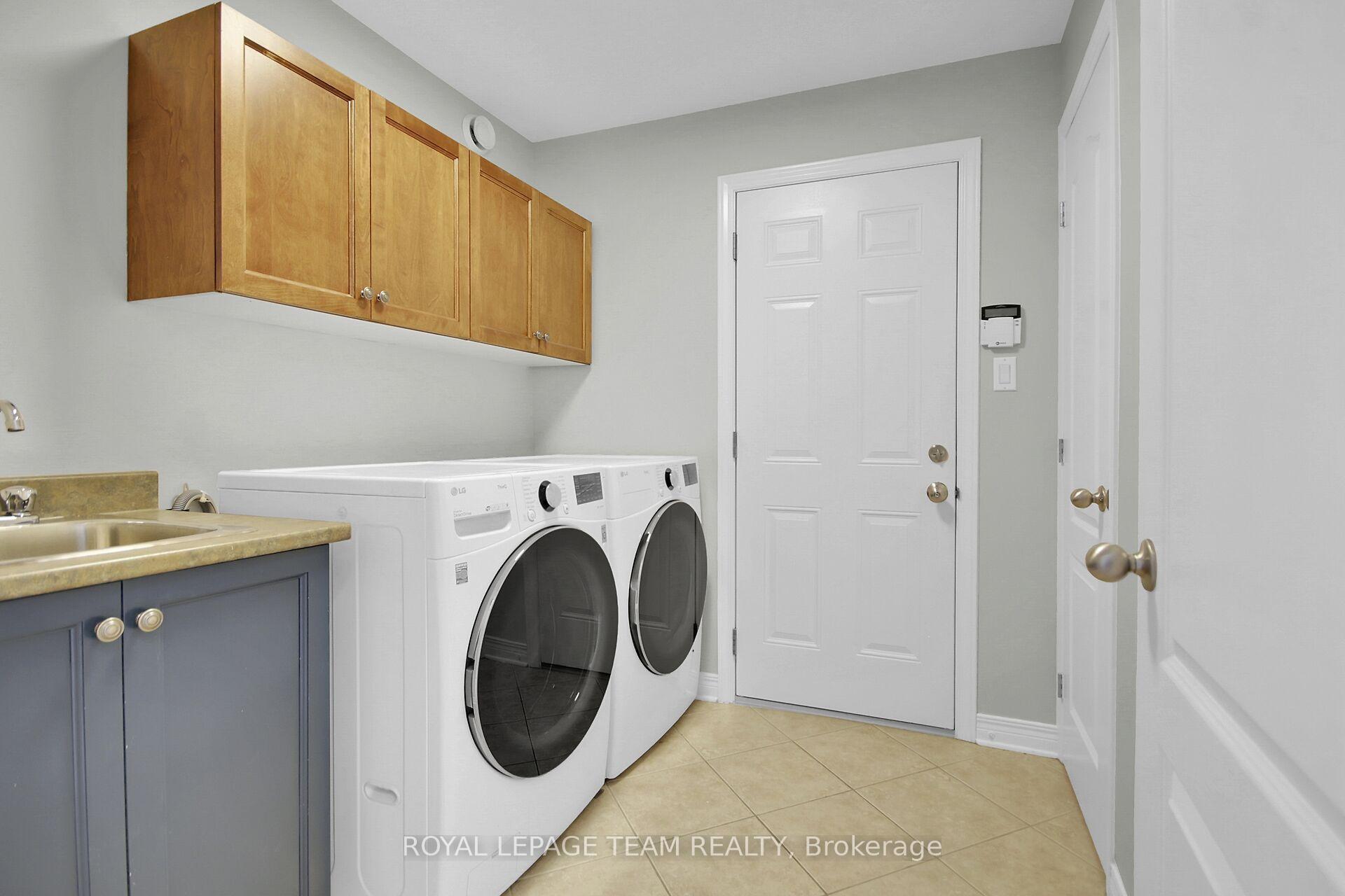 Photo 23 of 31 Wilderness Way, Ottawa, Stittsville (North) — HOMEH