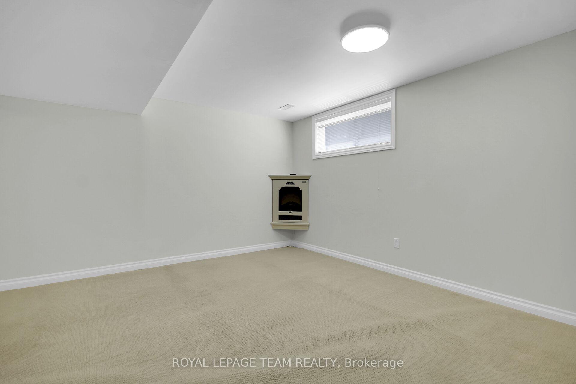 Photo 39 of 31 Wilderness Way, Ottawa, Stittsville (North) — HOMEH