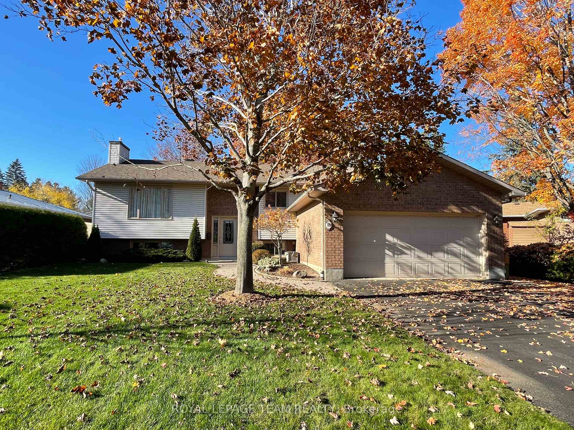 Photo 1 of 19 Beverly Street, Ottawa, Stittsville (Central) — HOMEH