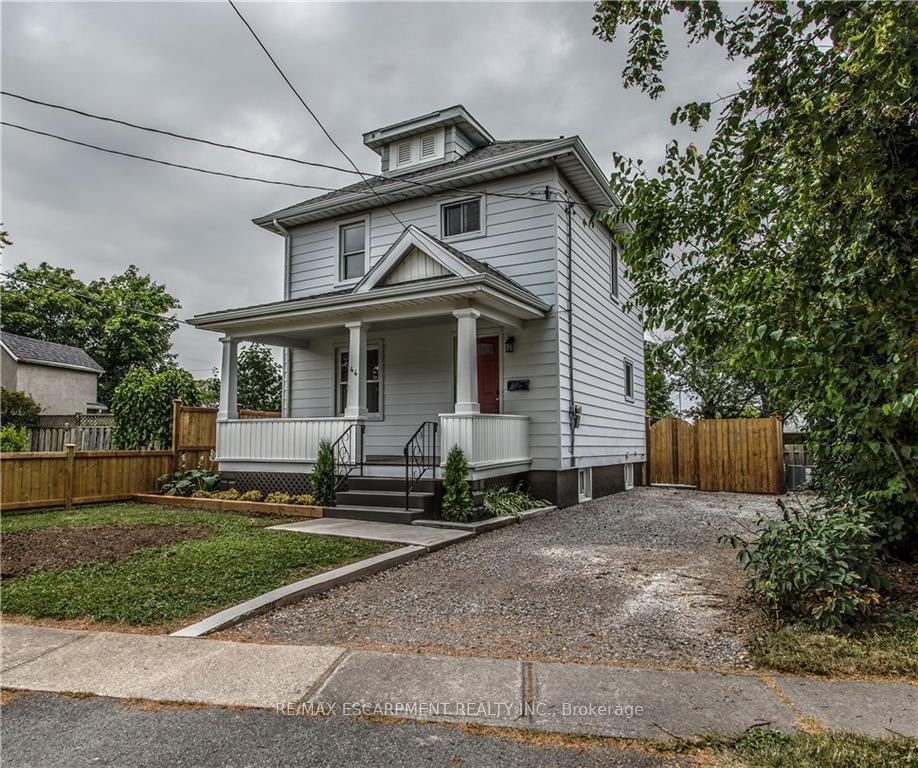 Photo 1 of 44 St. Peter Street, St. Catharines, Burleigh Hill — HOMEH