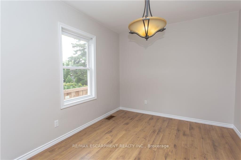 Photo 7 of 44 St. Peter Street, St. Catharines, Burleigh Hill — HOMEH