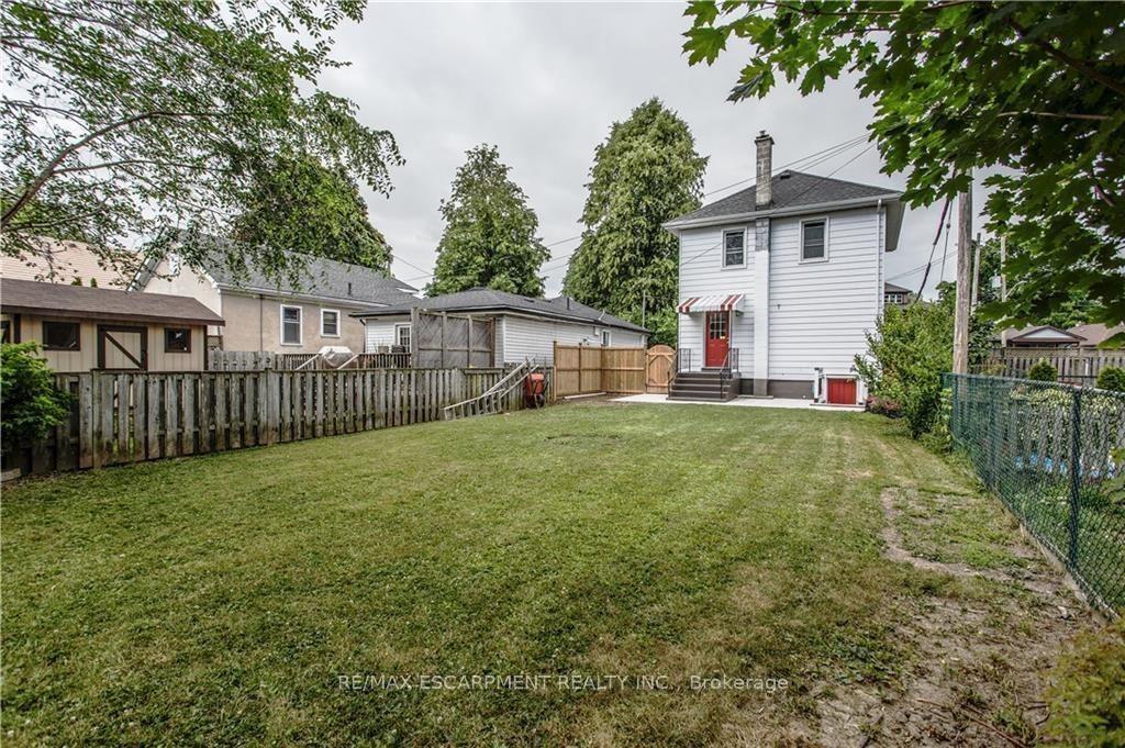 Photo 22 of 44 St. Peter Street, St. Catharines, Burleigh Hill — HOMEH