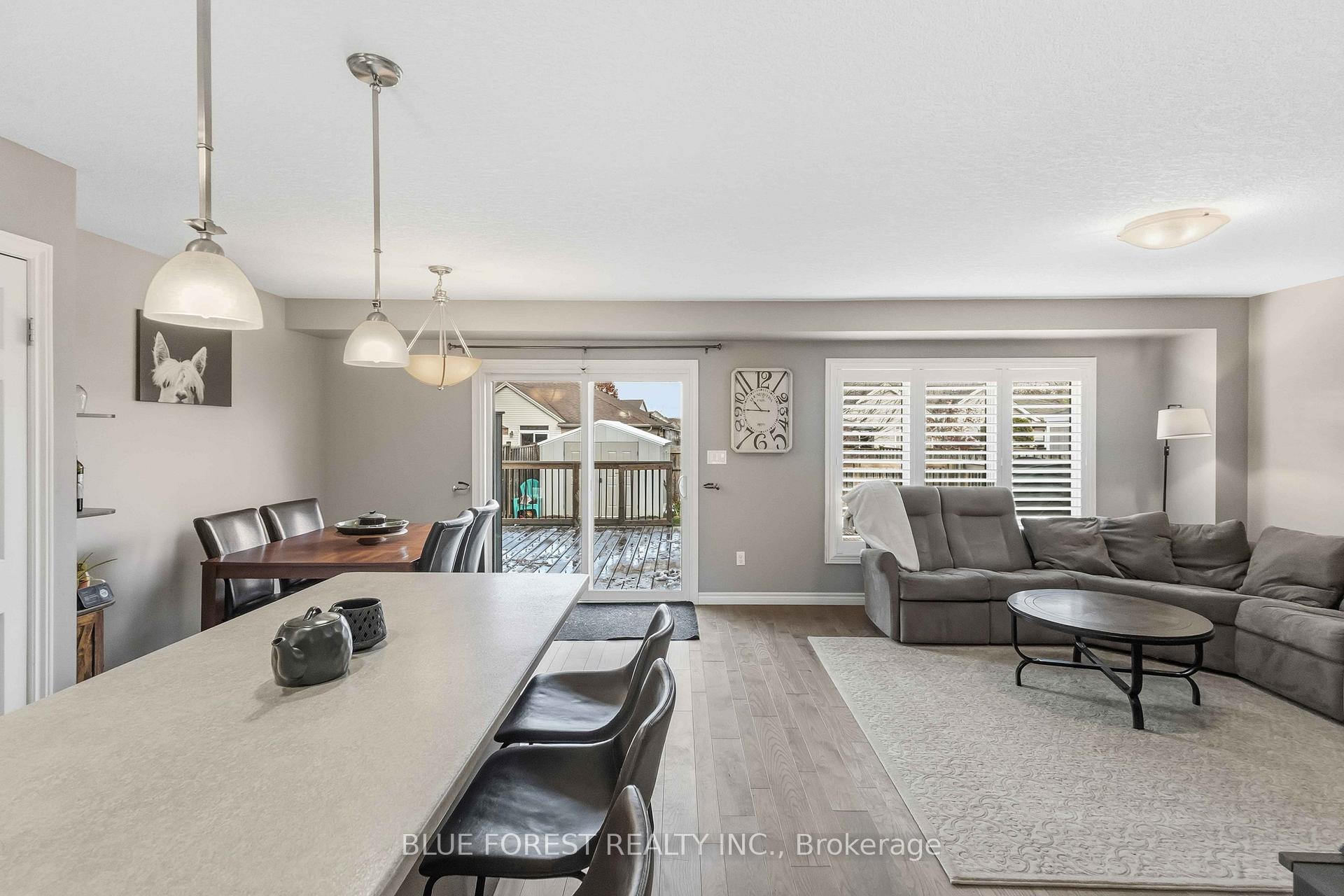 Photo 4 of 77 Pine Valley Drive, St. Thomas — HOMEH