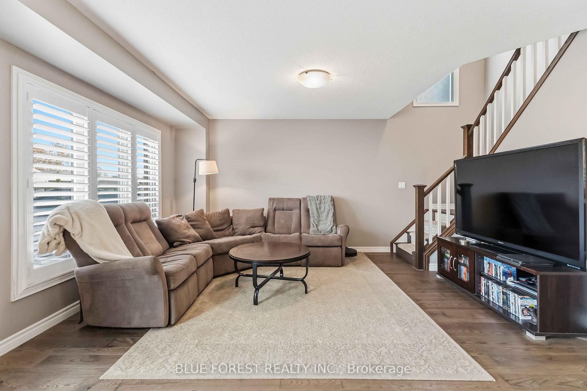 Photo 20 of 77 Pine Valley Drive, St. Thomas — HOMEH