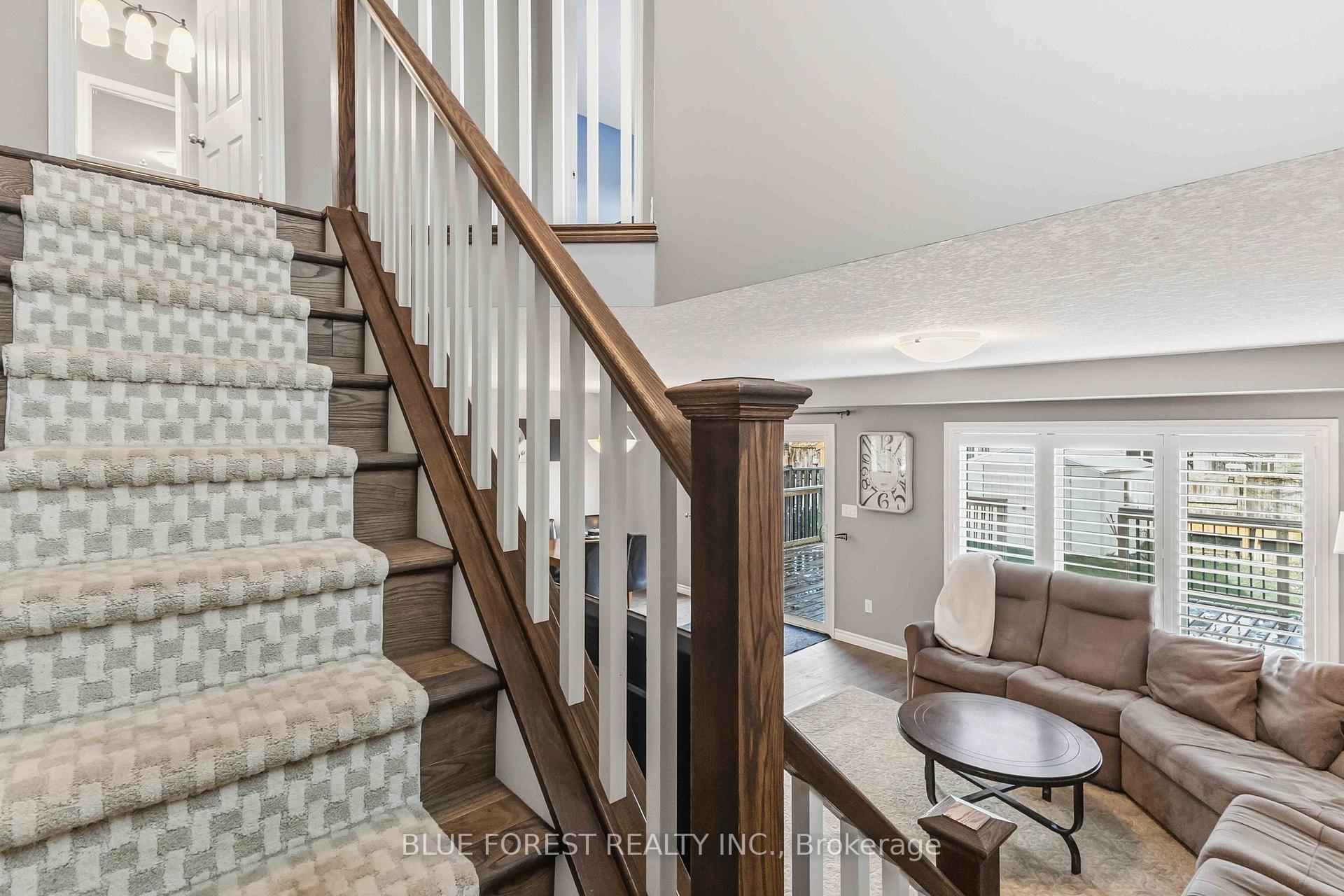 Photo 21 of 77 Pine Valley Drive, St. Thomas — HOMEH