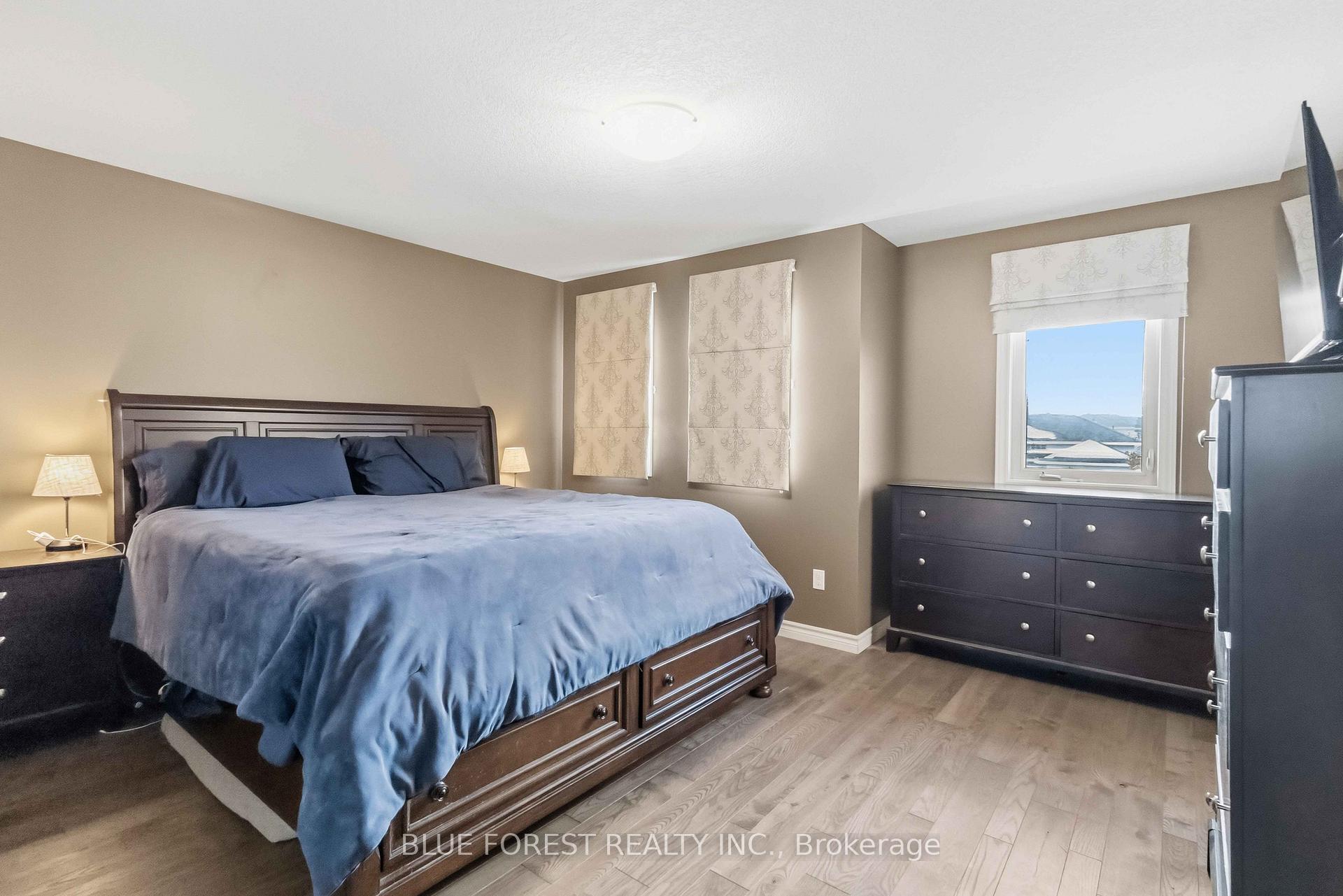 Photo 23 of 77 Pine Valley Drive, St. Thomas — HOMEH