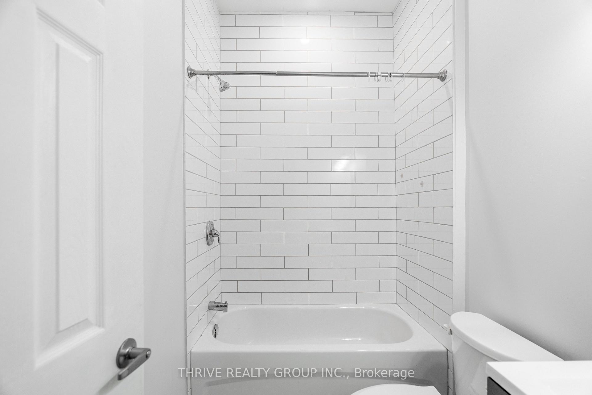 Photo 9 of Unit 288, 284 Talbot Street, St. Thomas — HOMEH
