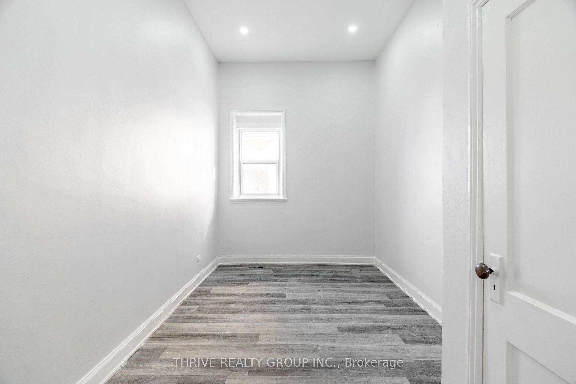 Photo 13 of Unit 288, 284 Talbot Street, St. Thomas — HOMEH
