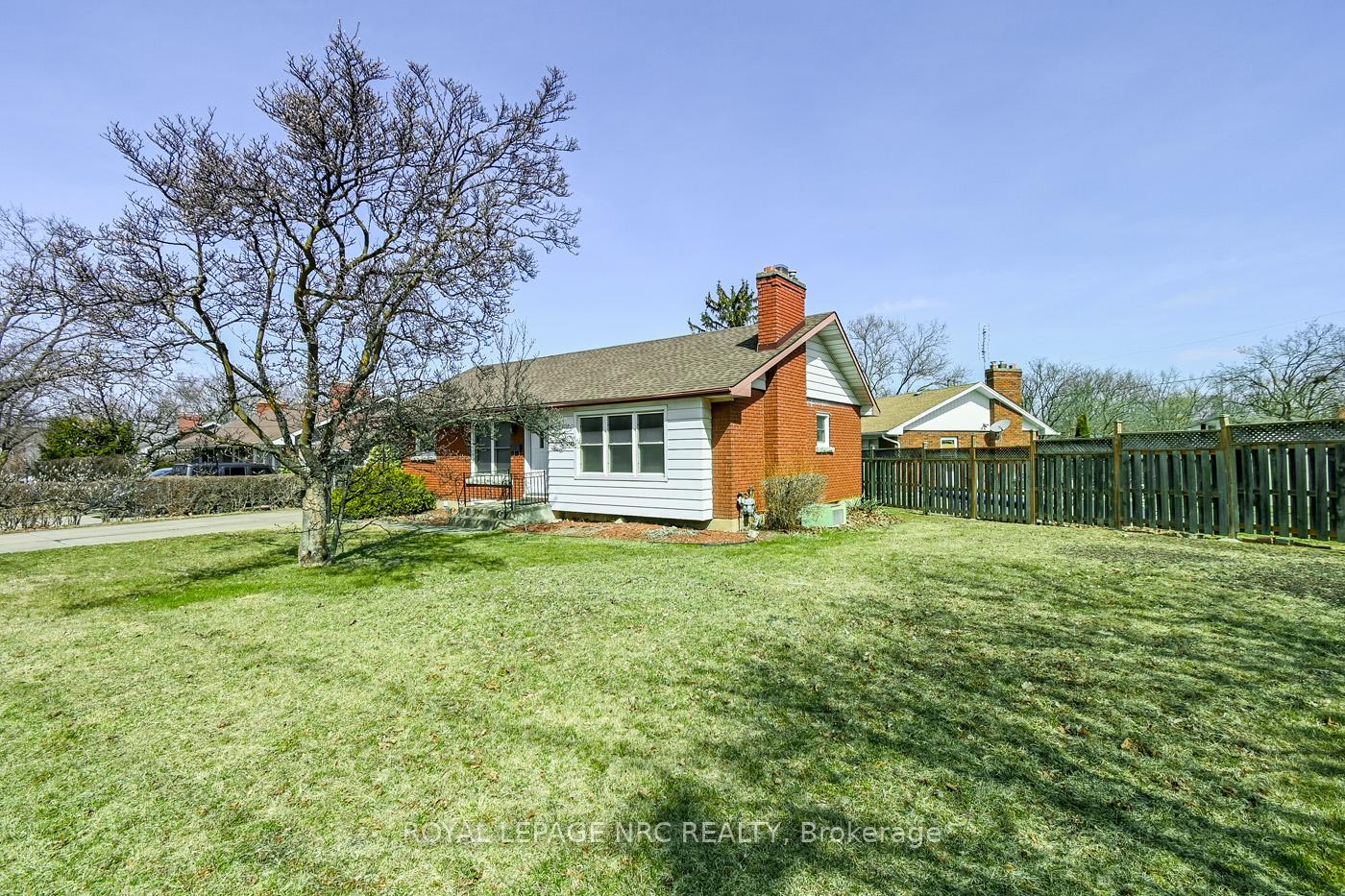 Photo 29 of 189 Glendale Avenue, St. Catharines, Glendale/Glenridge — HOMEH