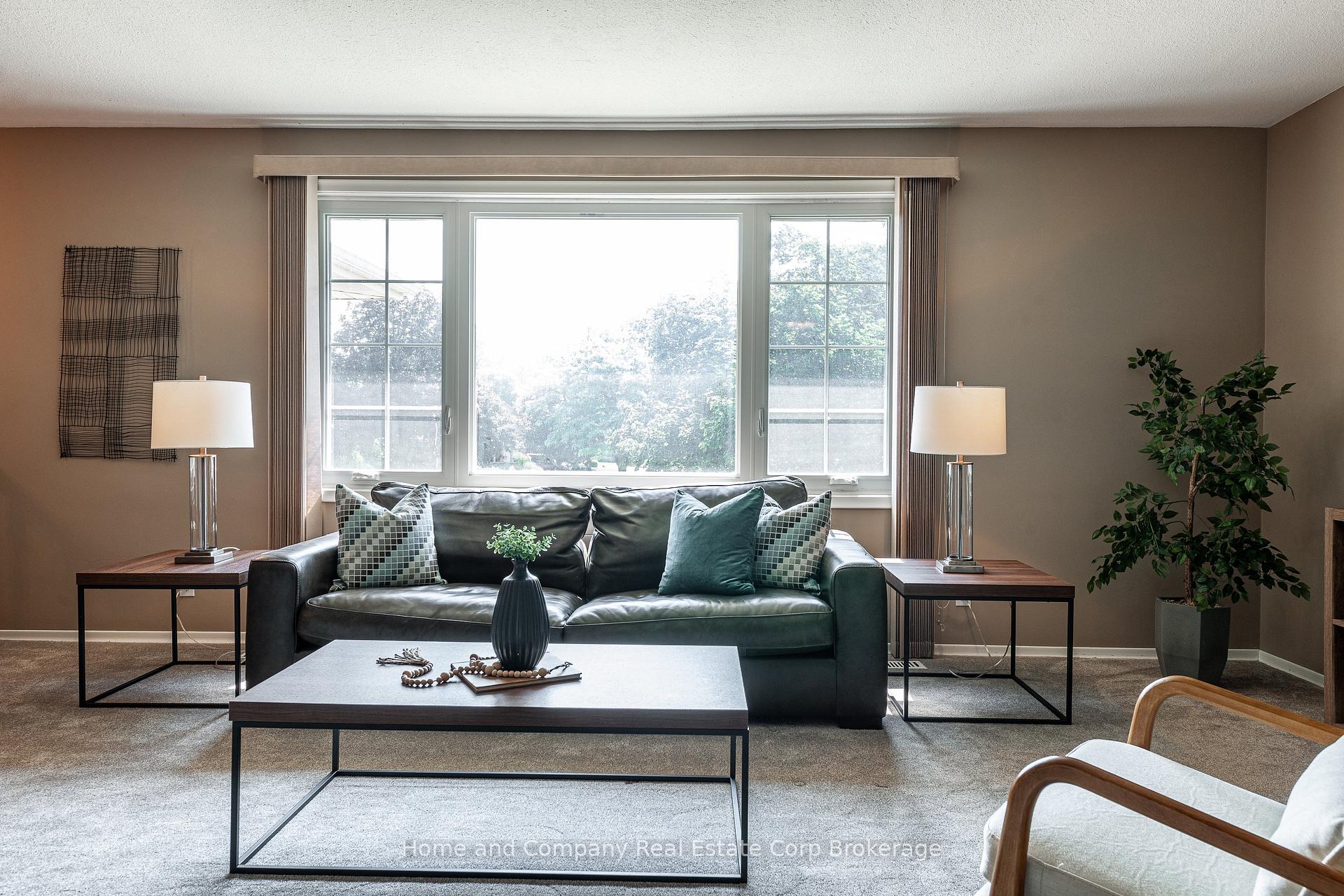 Photo 7 of 205 Graff Avenue, Stratford — HOMEH