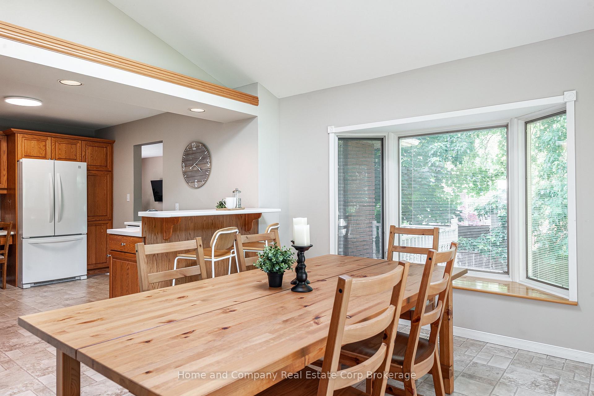 Photo 16 of 205 Graff Avenue, Stratford — HOMEH