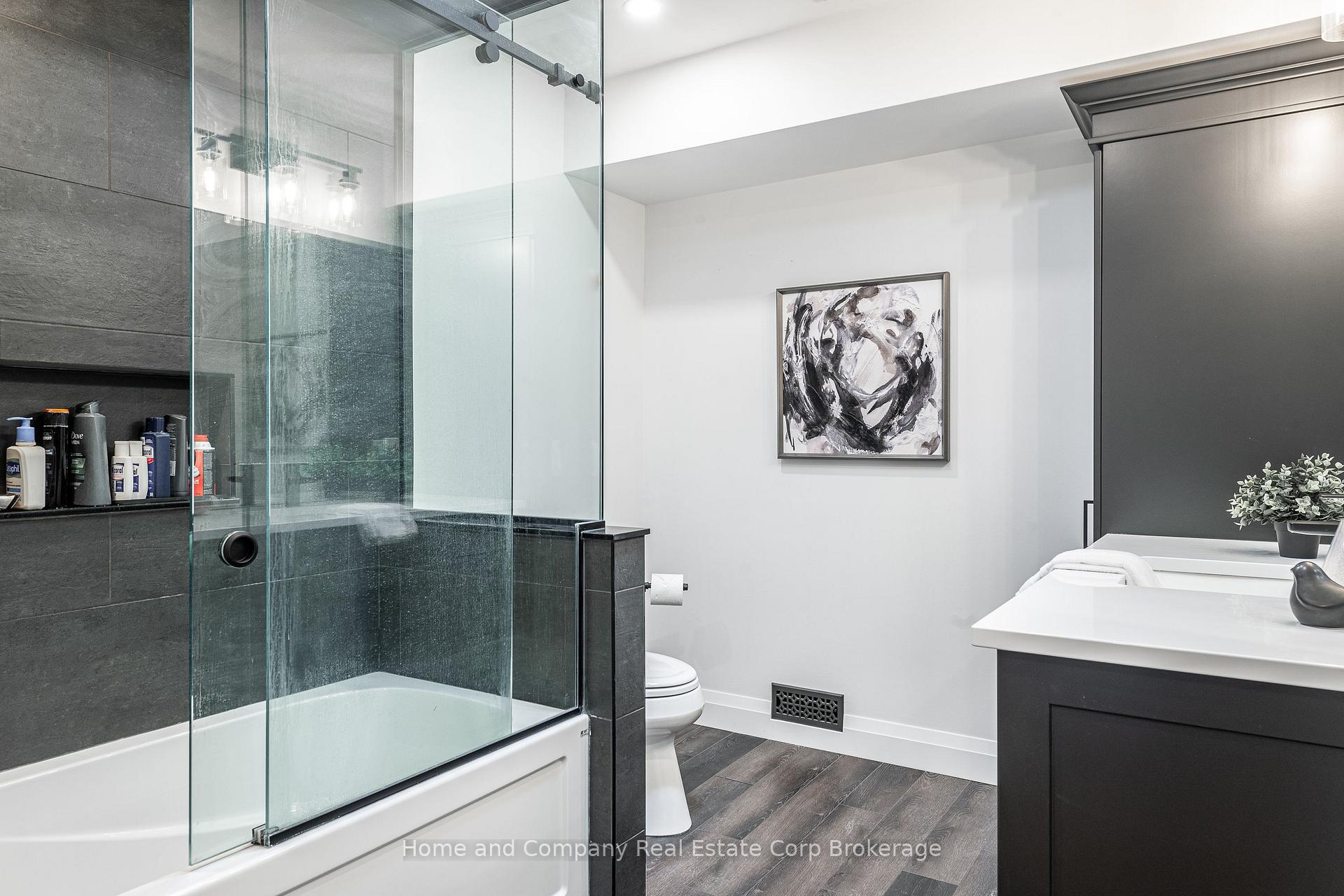Photo 28 of 205 Graff Avenue, Stratford — HOMEH