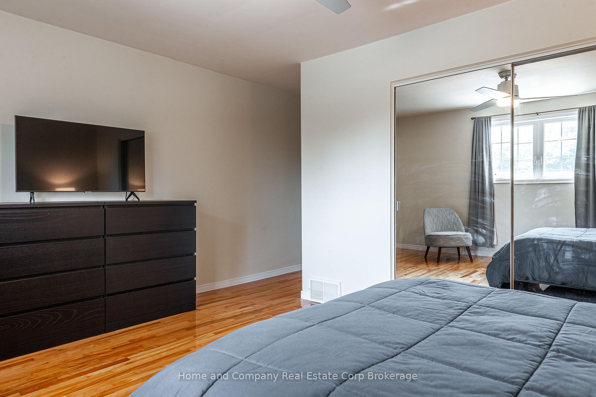 Photo 32 of 205 Graff Avenue, Stratford — HOMEH