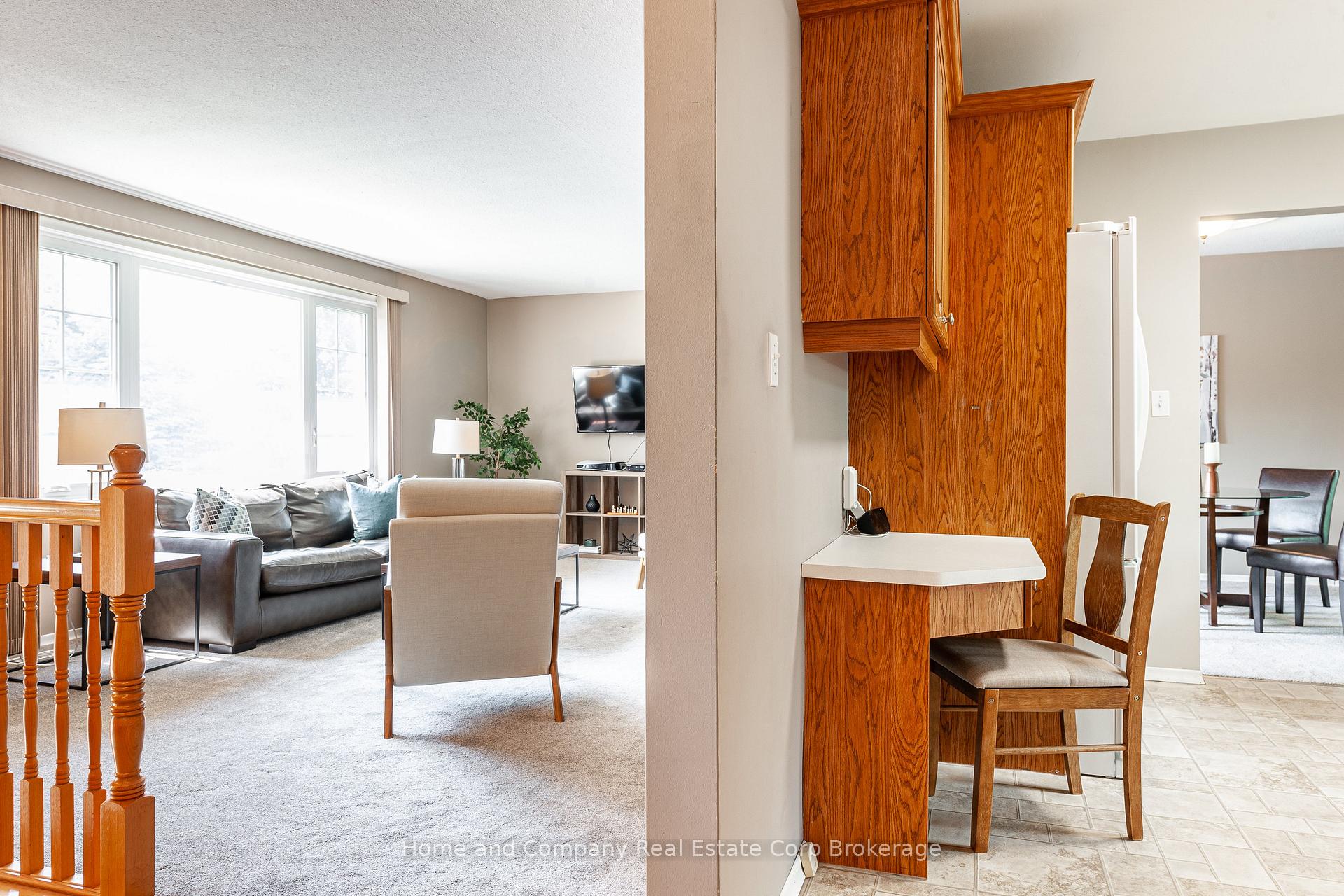 Photo 33 of 205 Graff Avenue, Stratford — HOMEH