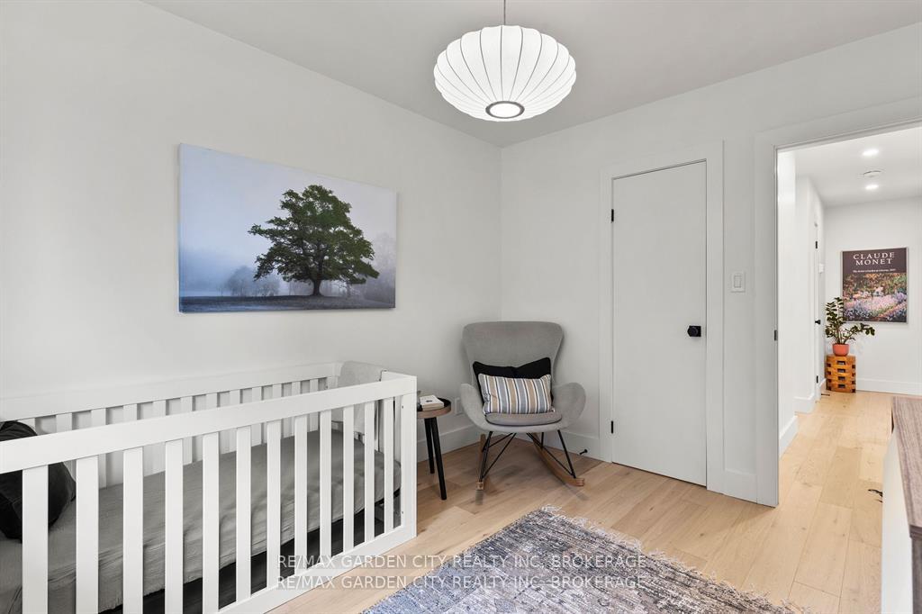 Photo 24 of 3 Cardinal Circle, St. Catharines, Vine/Linwell — HOMEH