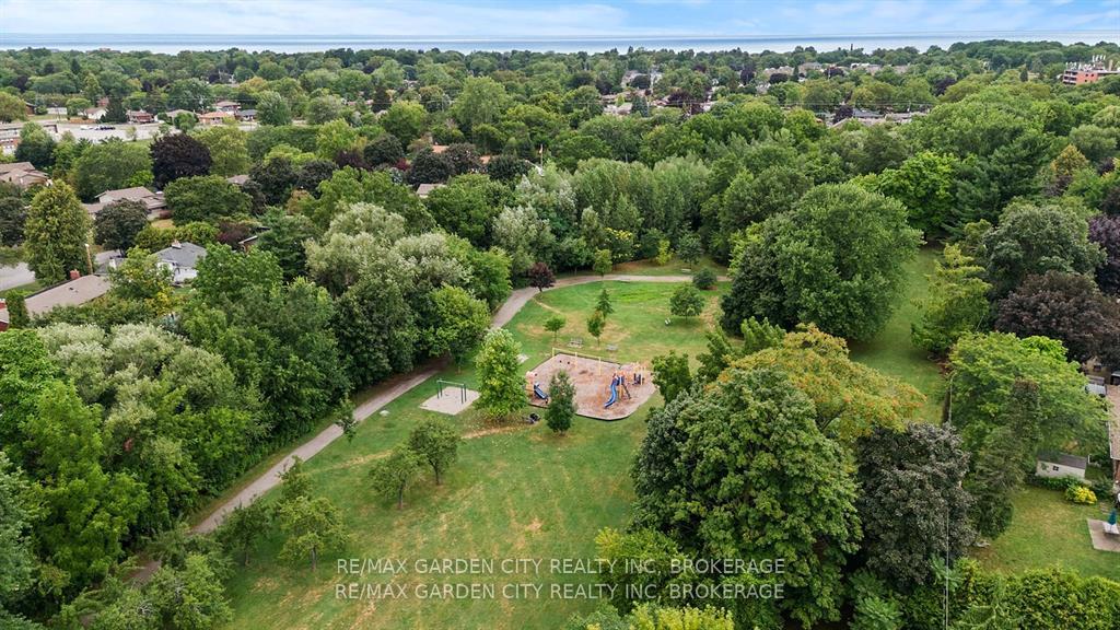 Photo 48 of 3 Cardinal Circle, St. Catharines, Vine/Linwell — HOMEH