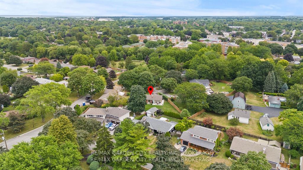 Photo 49 of 3 Cardinal Circle, St. Catharines, Vine/Linwell — HOMEH