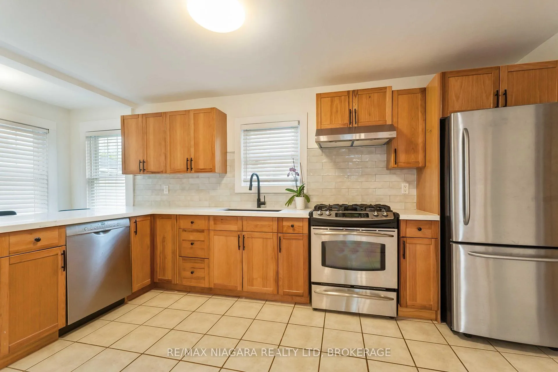 Photo 21 of 543 Vine Street, St. Catharines, Vine/Linwell — HOMEH