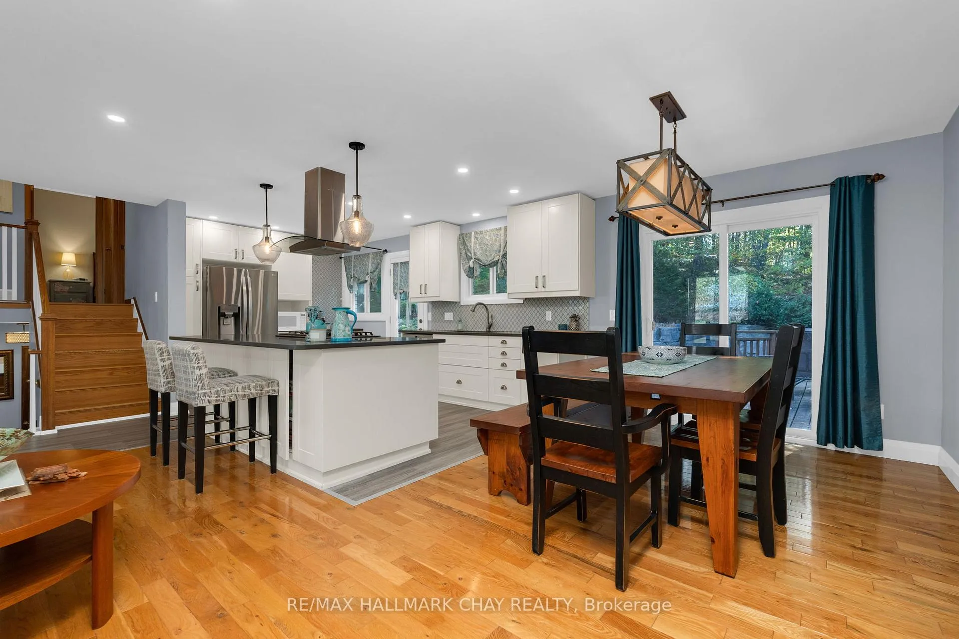Photo 8 of 53 Doran Road, Springwater, Rural Springwater — HOMEH
