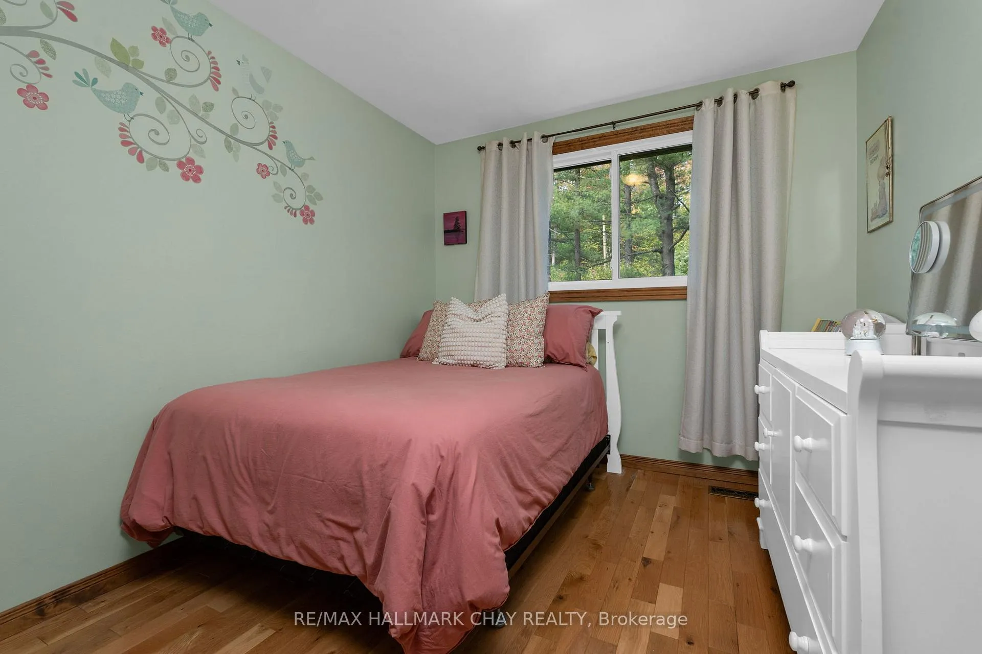 Photo 20 of 53 Doran Road, Springwater, Rural Springwater — HOMEH