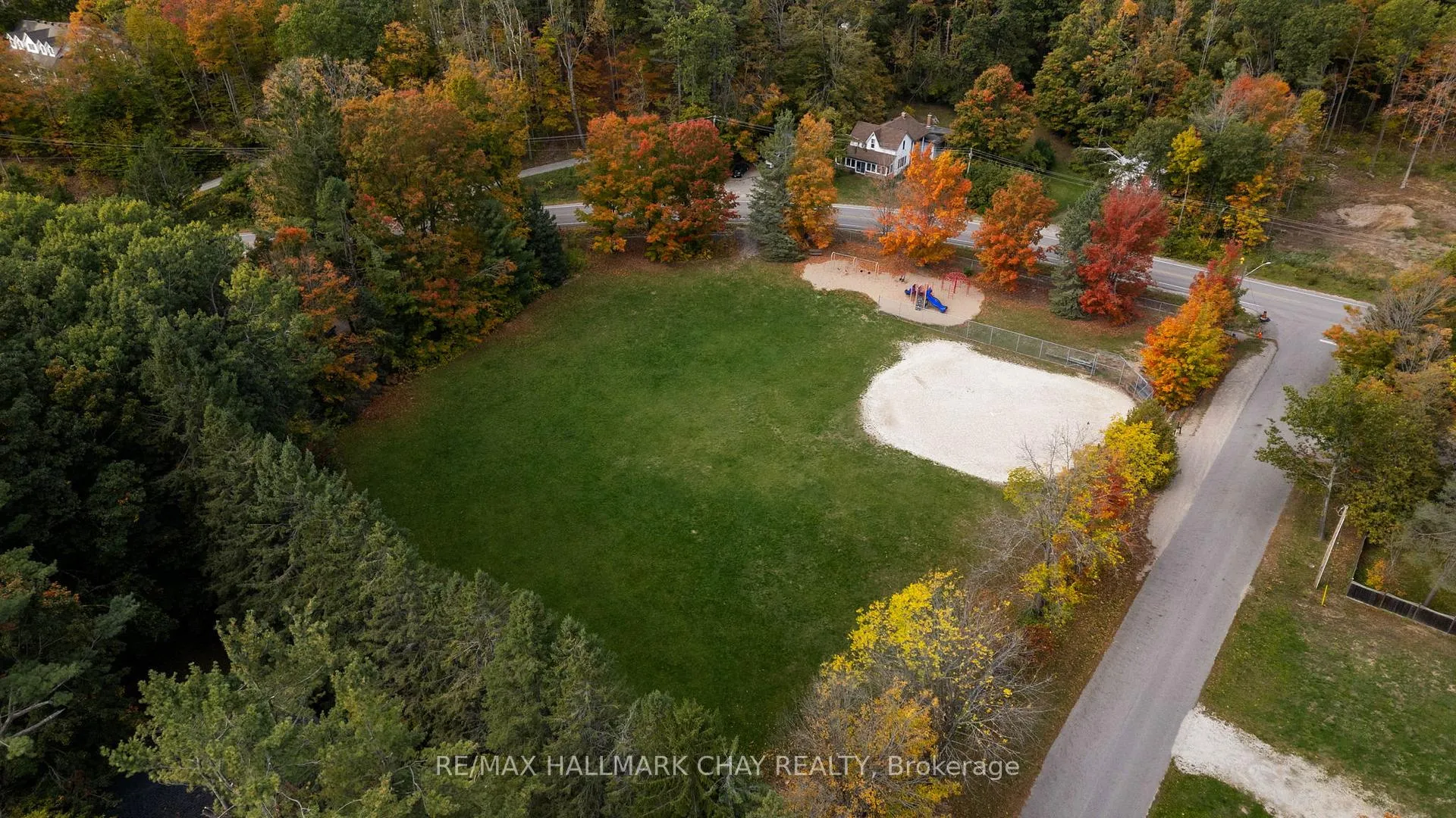 Photo 42 of 53 Doran Road, Springwater, Rural Springwater — HOMEH