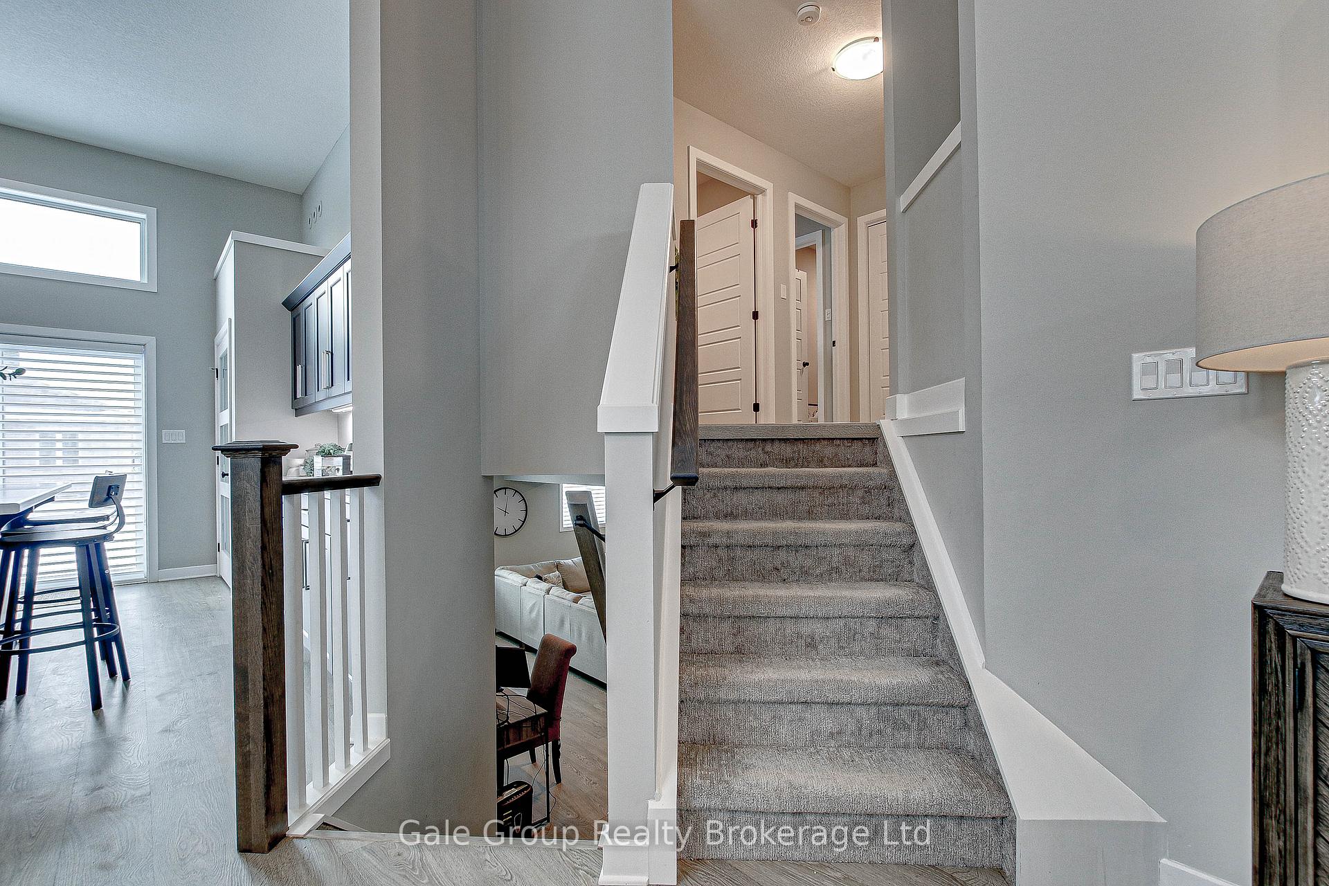 Photo 16 of 9 Clover Circle, St. Thomas — HOMEH