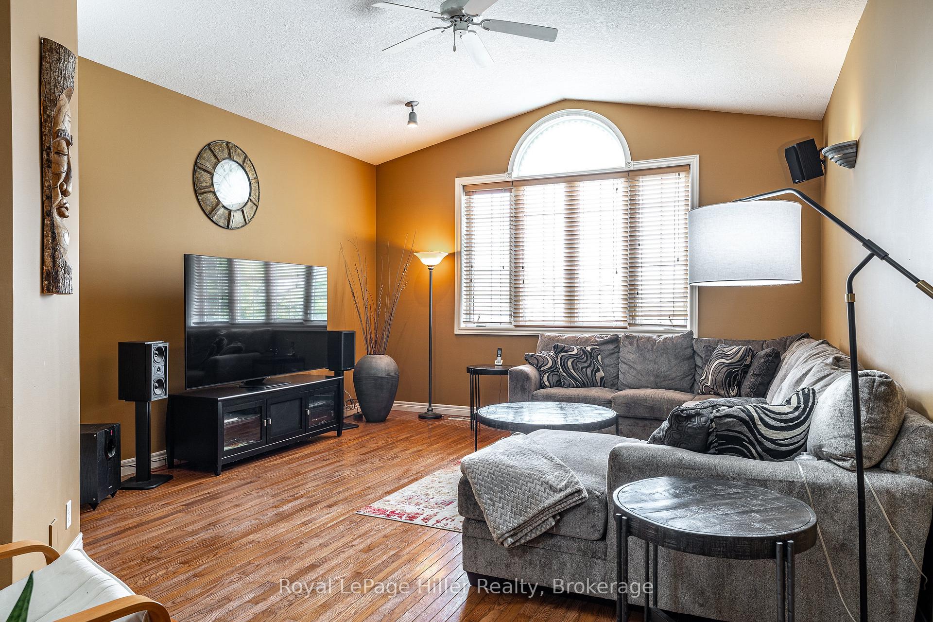Photo 20 of 416 Brunswick Street, Stratford — HOMEH